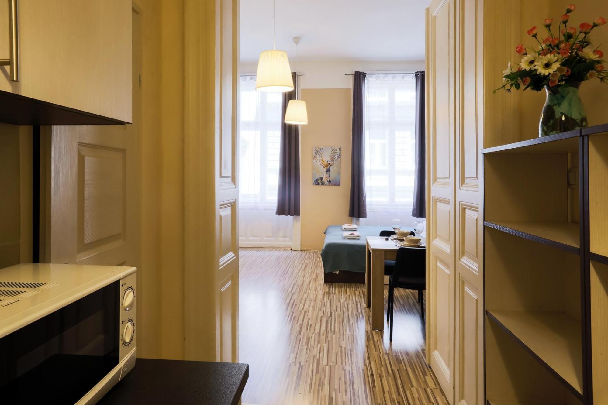 East Station Apartments บูดาเปสต์ ภายนอก รูปภาพ
